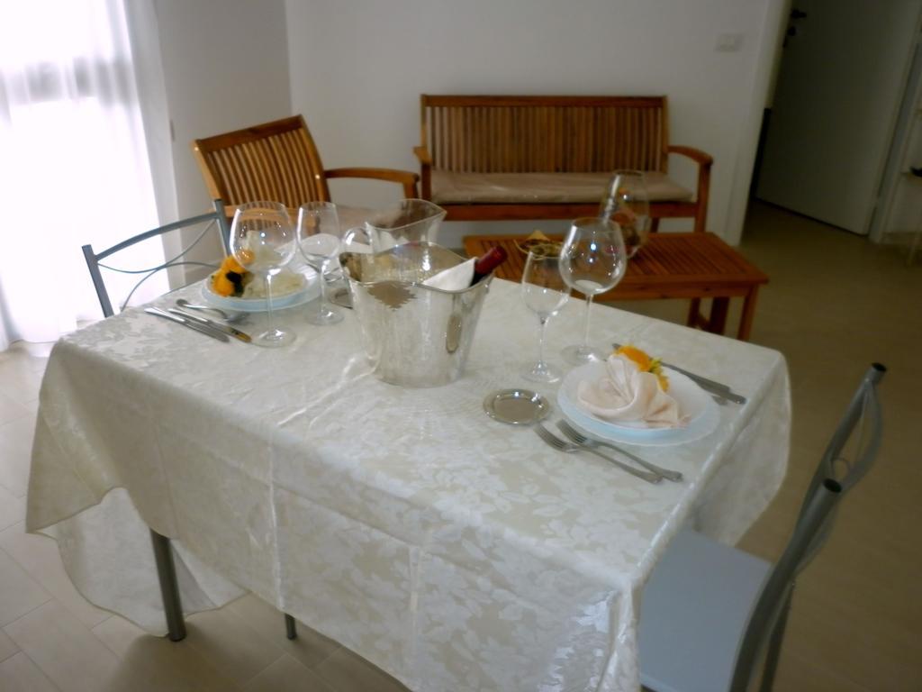 Villa Al Mare Guest House Tre Fontane Exterior photo